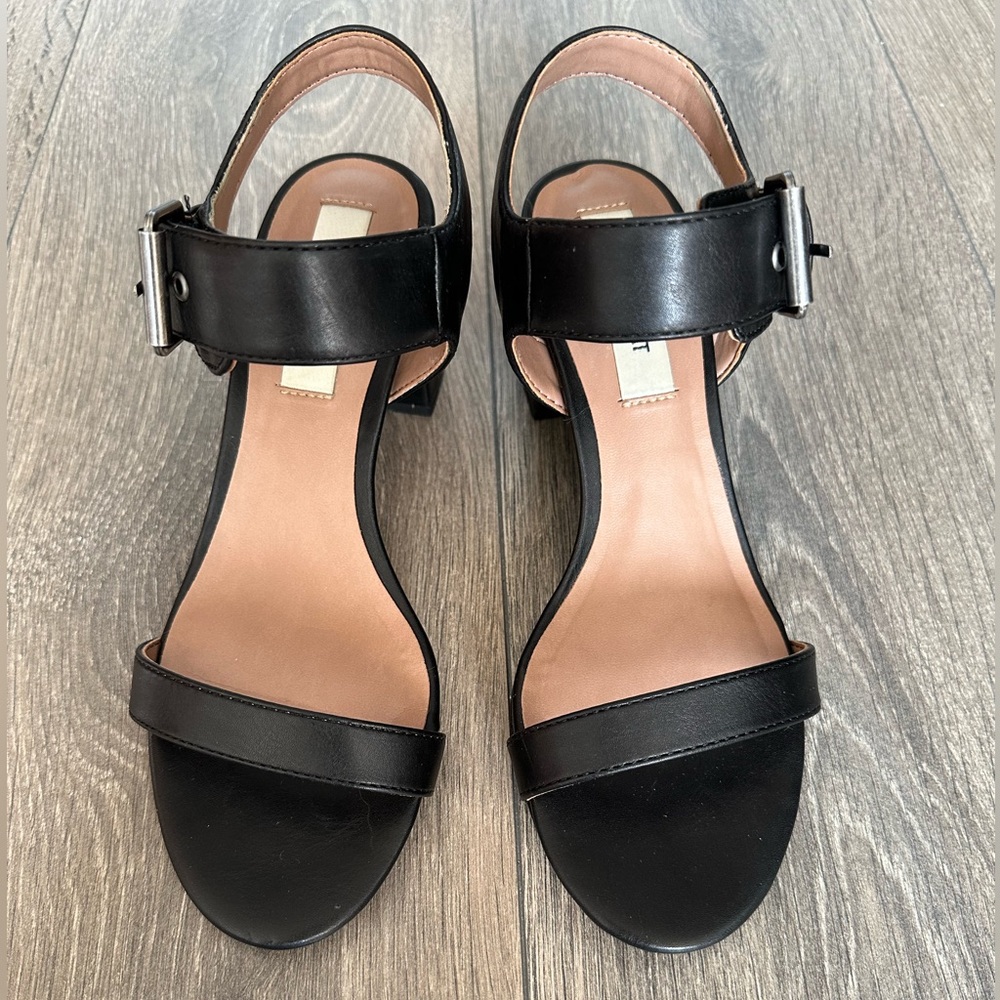 Matt & Nat, Size 6